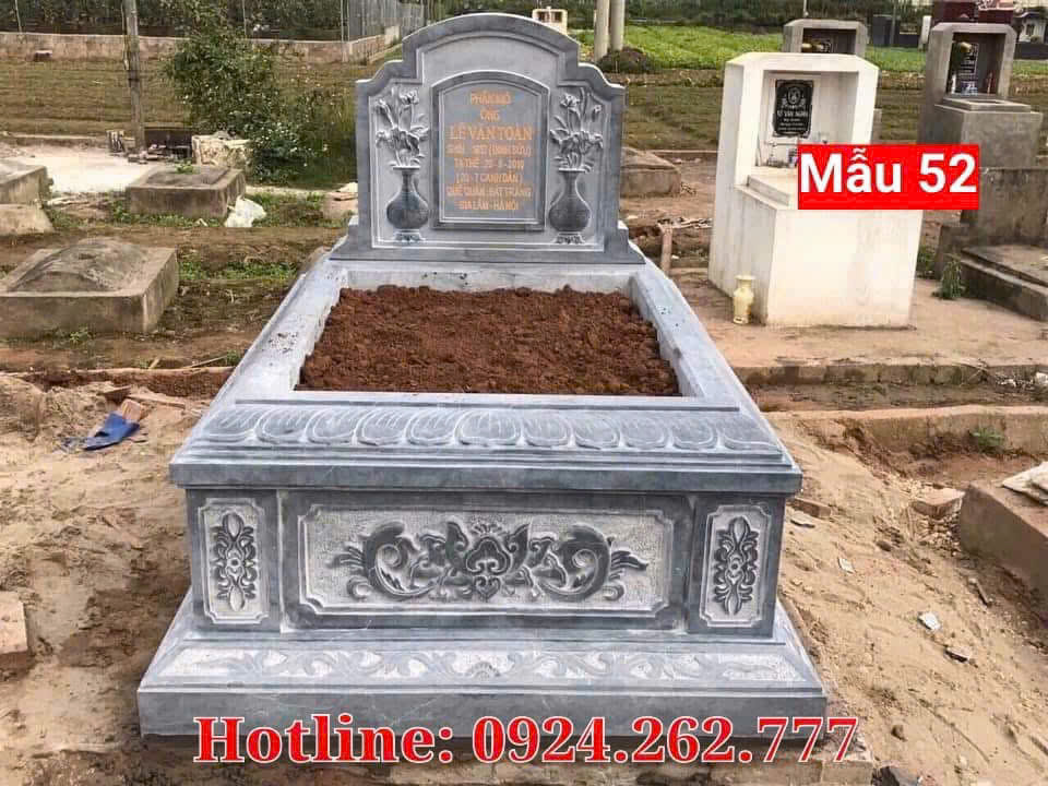 Mộ Thờ - Mẫu 18