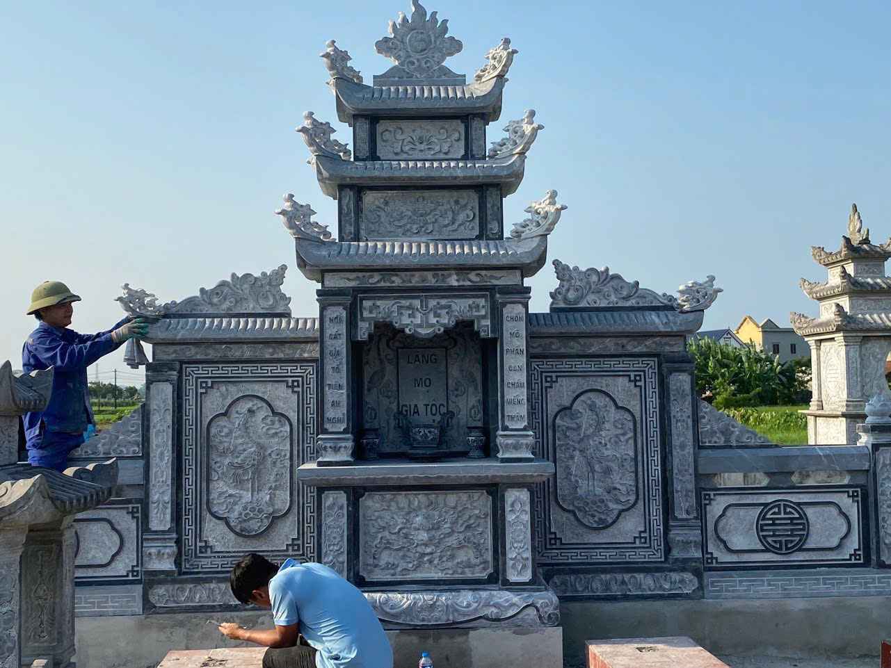 HẢI SƠN - Chuyên thi công đá mỹ nghệ, lăng mộ, bia mộ đá uy tín