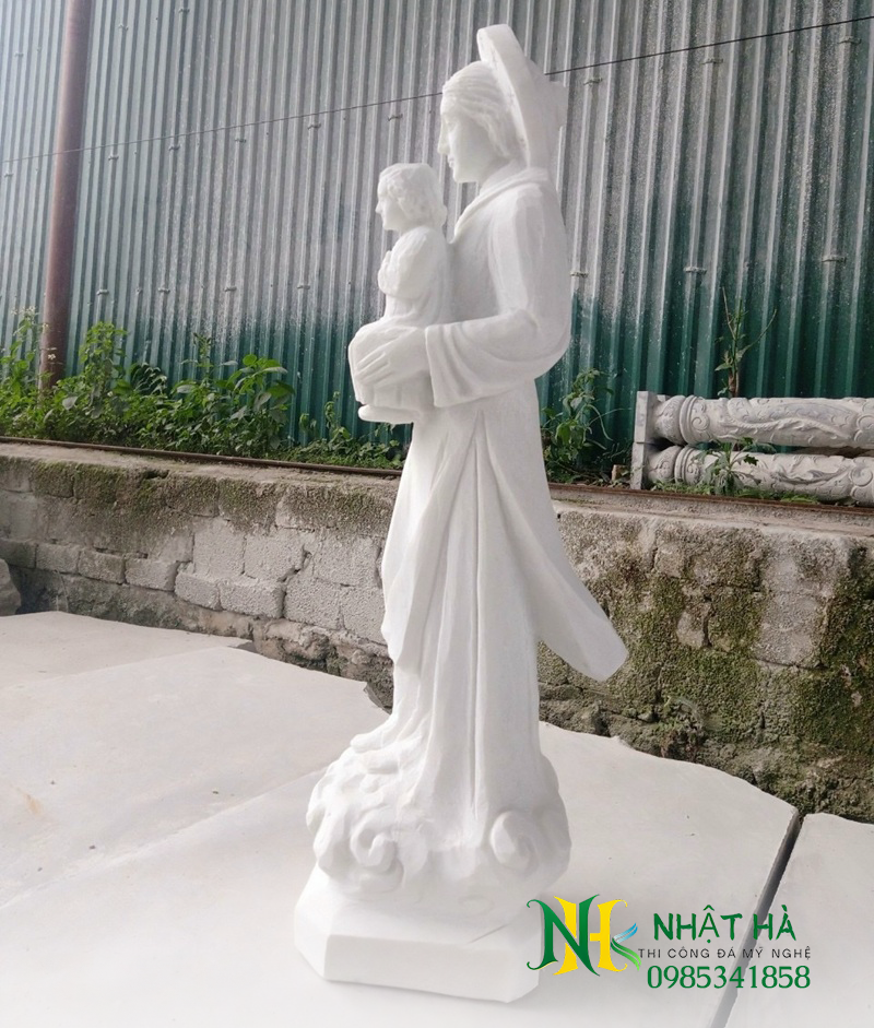 Các loại đá mỹ nghệ Như Xuân đều nguyên khối, chất lượng cao.
