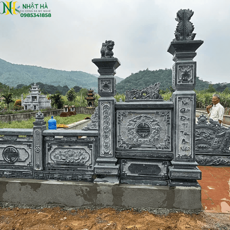 Lăng mộ đá tự nhiên là lựa chọn lý tưởng cho sự vững bền