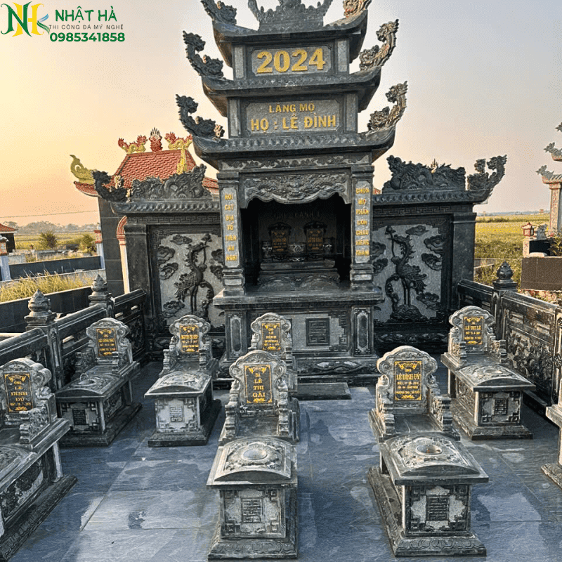 lăng mộ đá tự nhiên